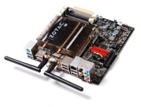 Beitragsbild: Passiv gekühltes ITX-Mainboard mit AMD Fusion von Zotac